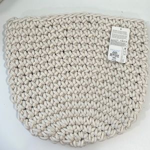 Crochet basket